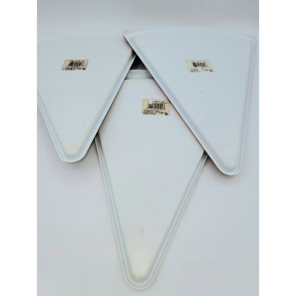 1990s VTG (set of 3) Deborah Mallow Pizza Face Veggie Character Plastic Plates - Picture 2 of 5